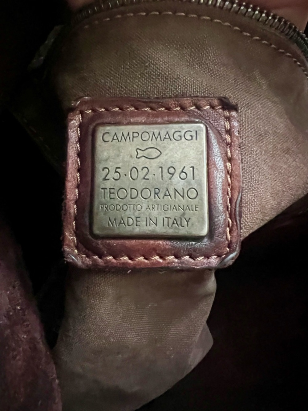 Campomaggi Metallic Gold Leather Tote, Handcrafted in Italy - Picture 8 of 15